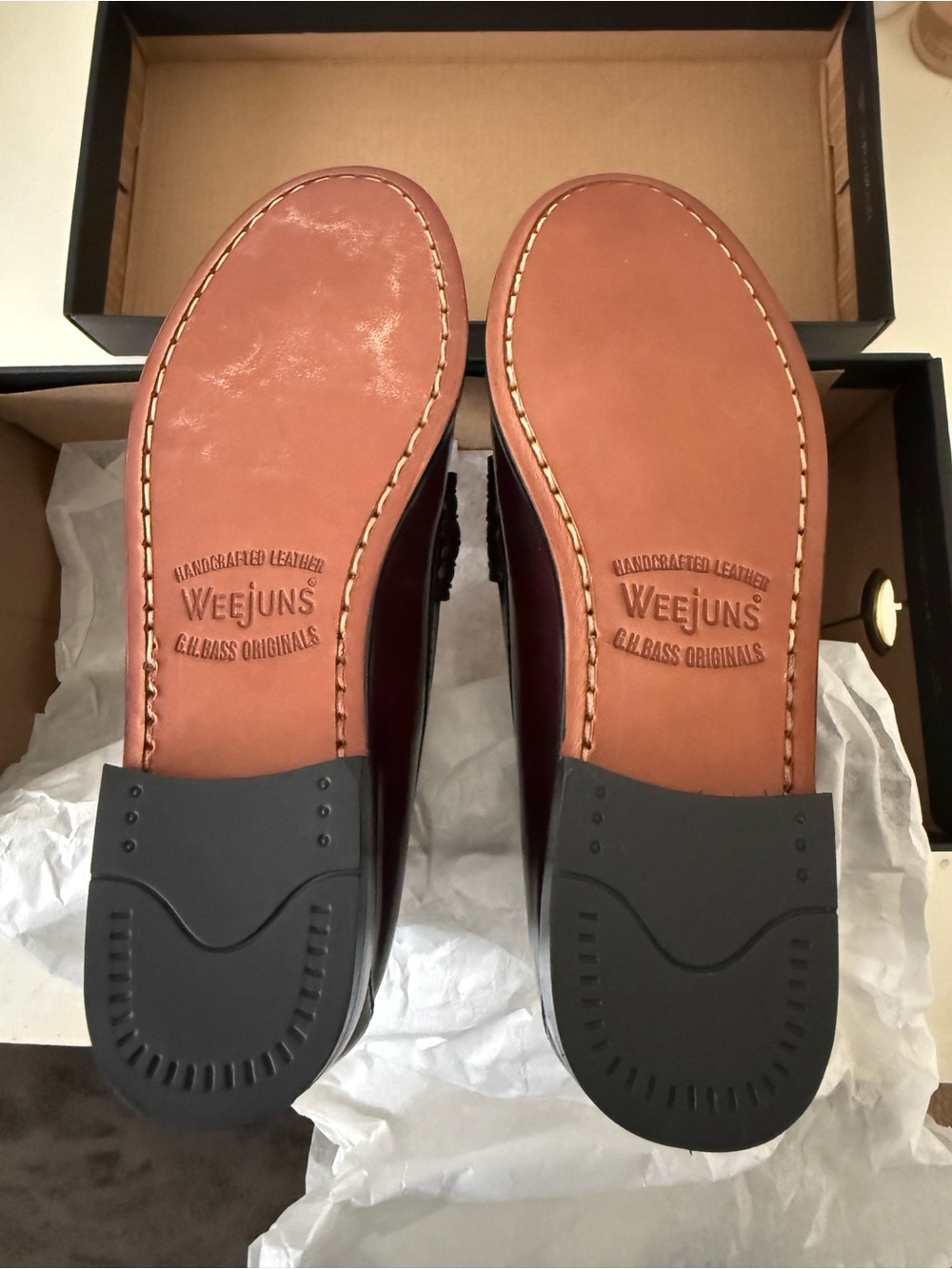 G.H. Bass Women Burgundy Loafers - Picture 5 of 6